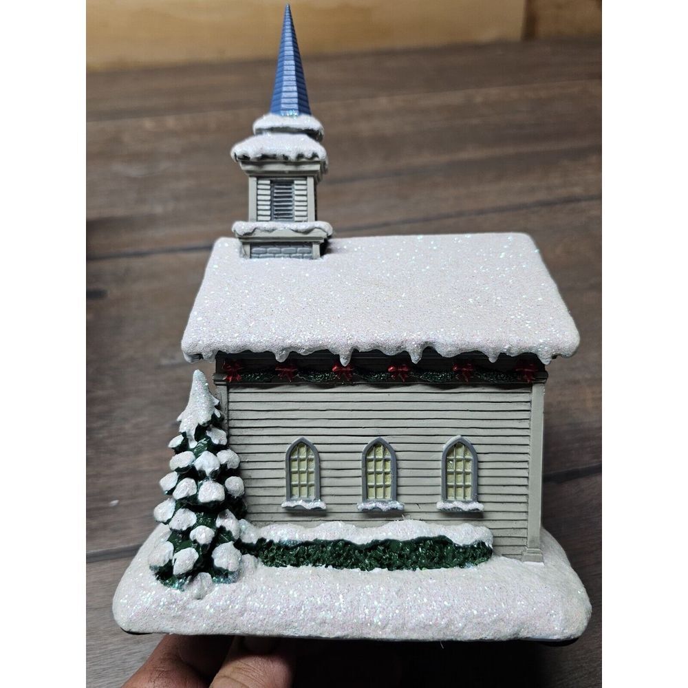 Thomas Kinkade Hawthorne Village, Vermont Church Christmas Village Collectible - Picture 2 of 8